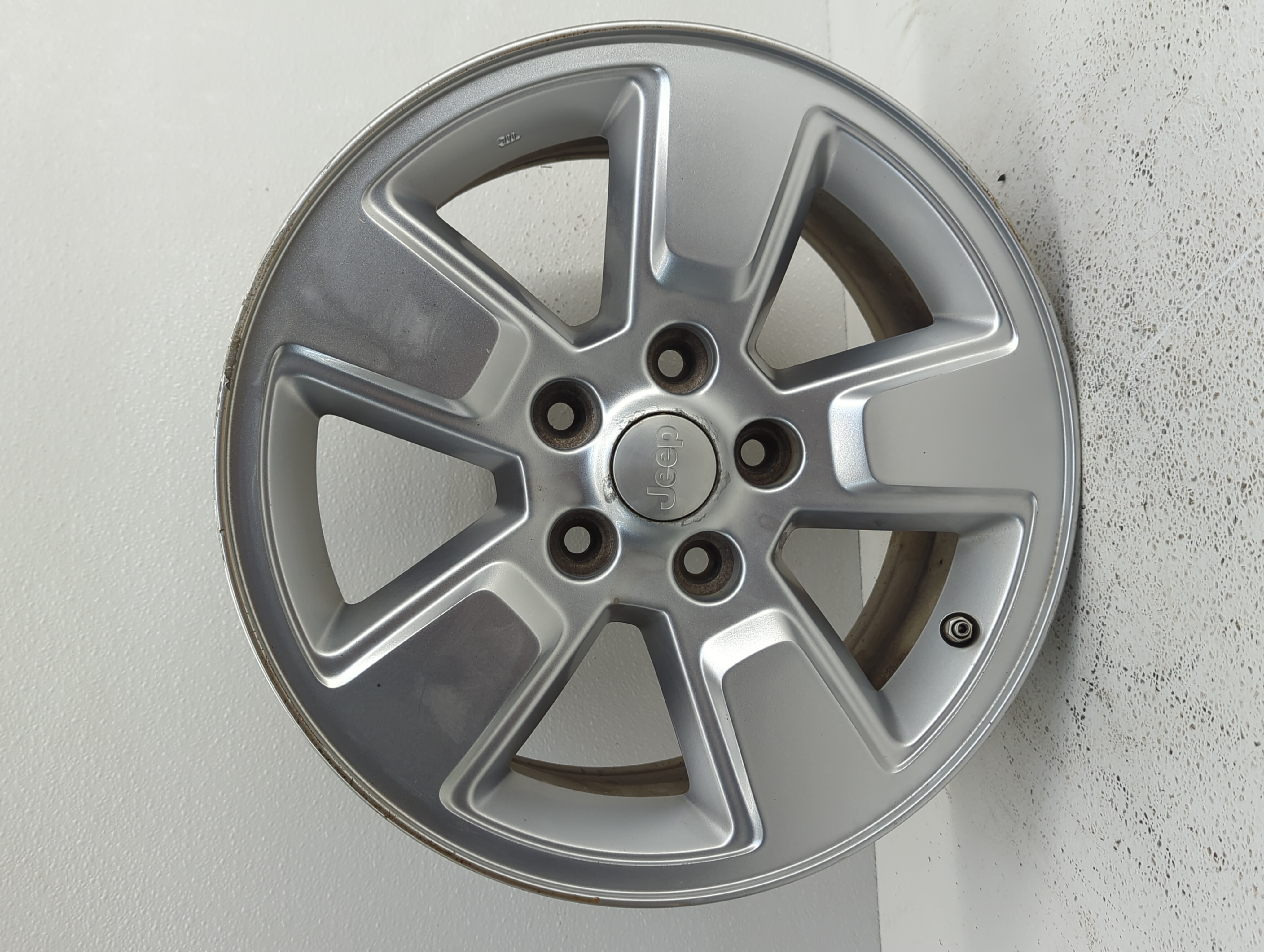 Picture of 2008-2012 Jeep Liberty Wheel Rim Oem 900182