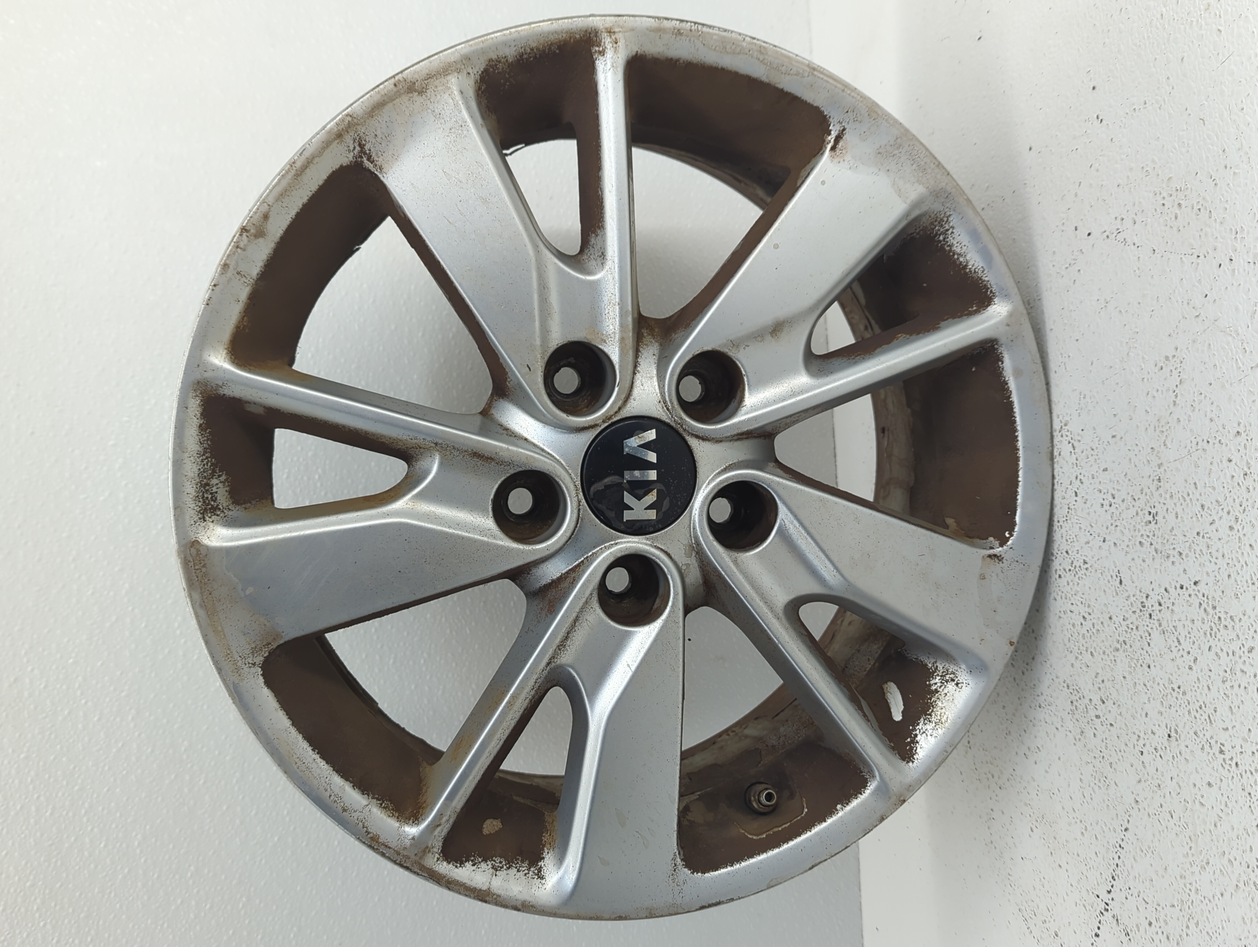 Picture of 2016-2018 Kia Optima Oem Wheel Rim 900762