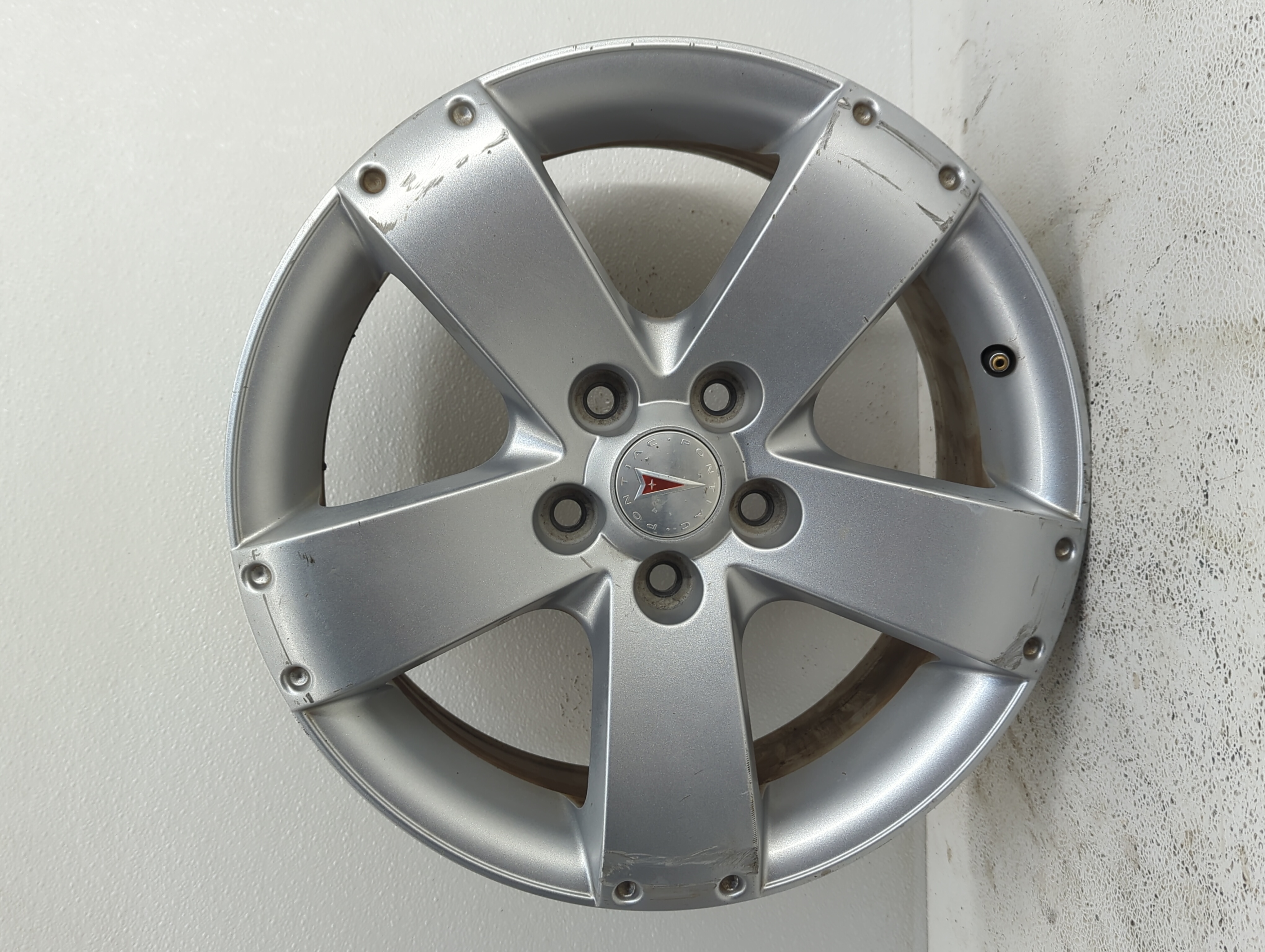 Picture of Pontiac Torrent Torren Wheel Rim Oem Grey 902036