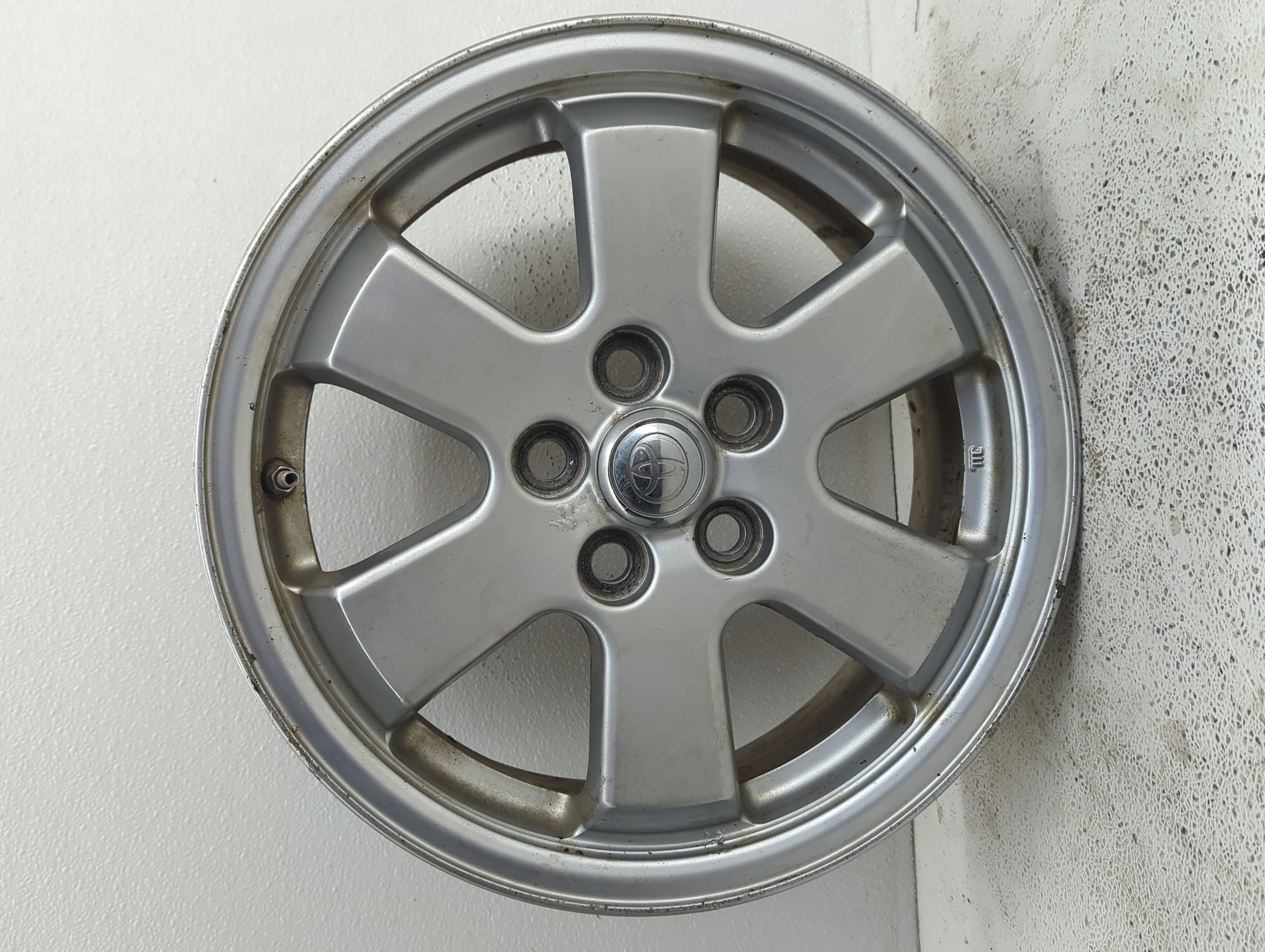 2004-2009 Toyota Prius Wheel Rim Oem 909561 - Oemusedautoparts1.com