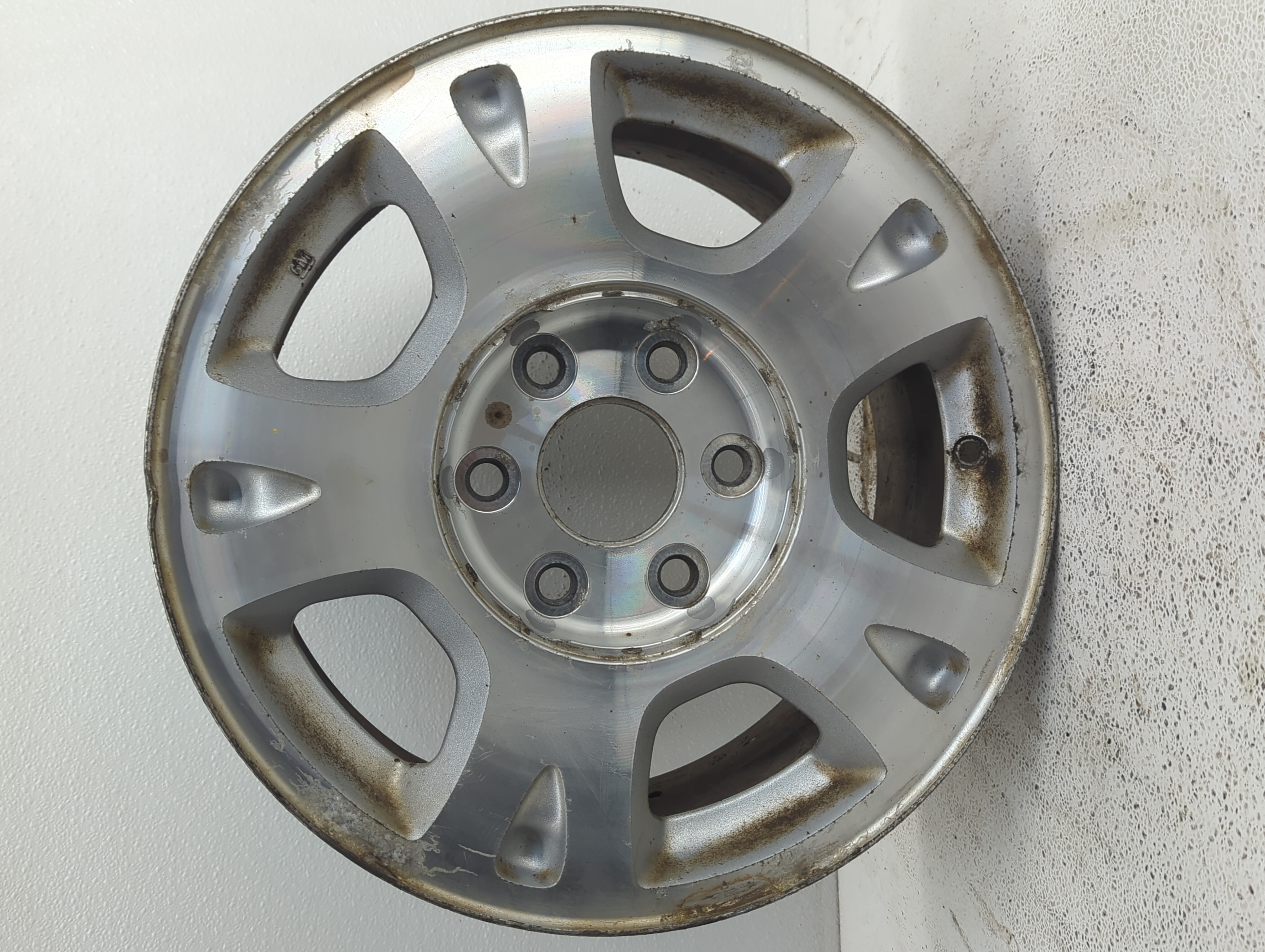 Chevrolet Avalanche Wheel Rim Oem 909565 - Oemusedautoparts1.com
