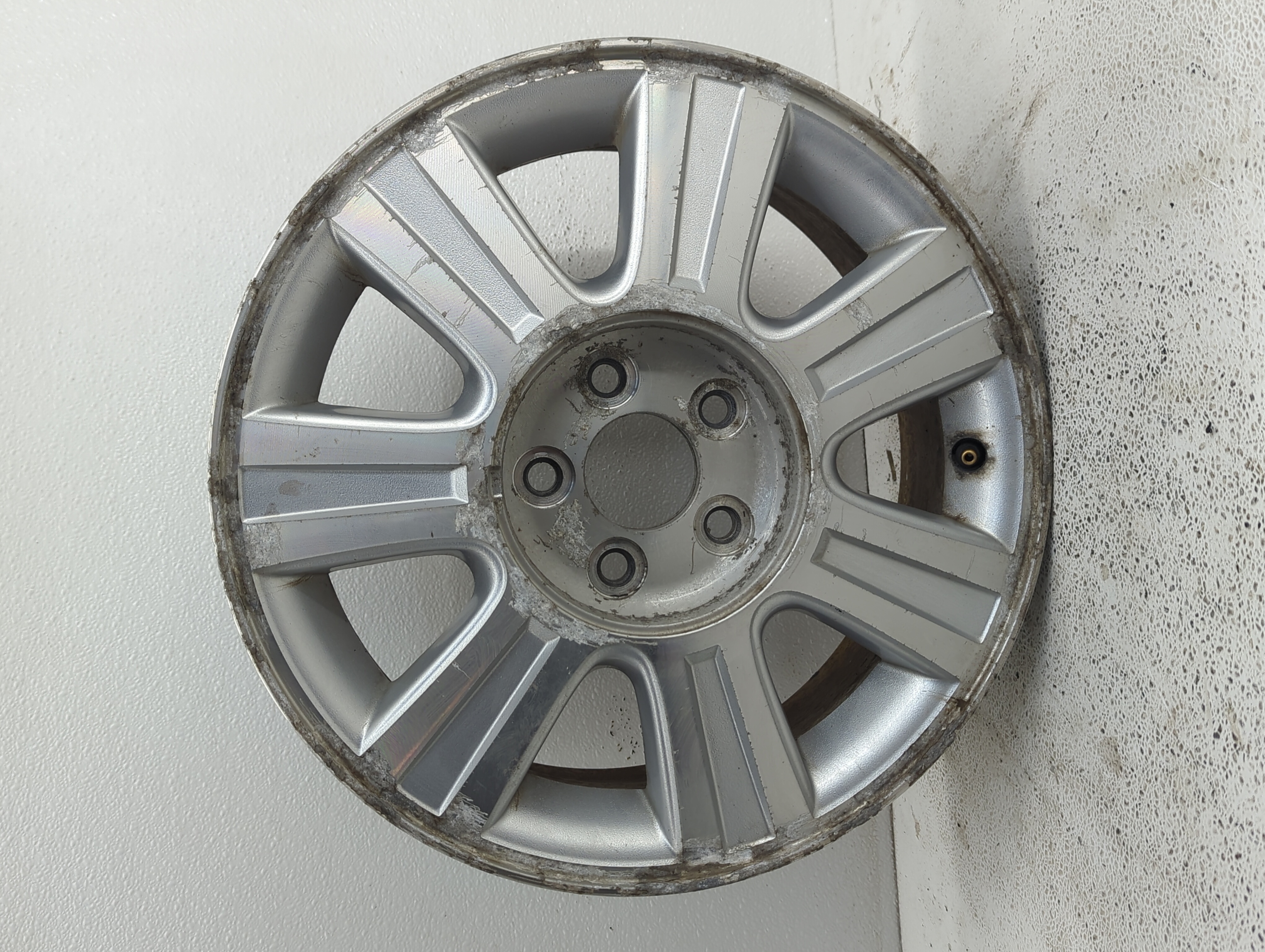 2003-2007 Ford Taurus Wheel Rim Oem 911688 - Oemusedautoparts1.com