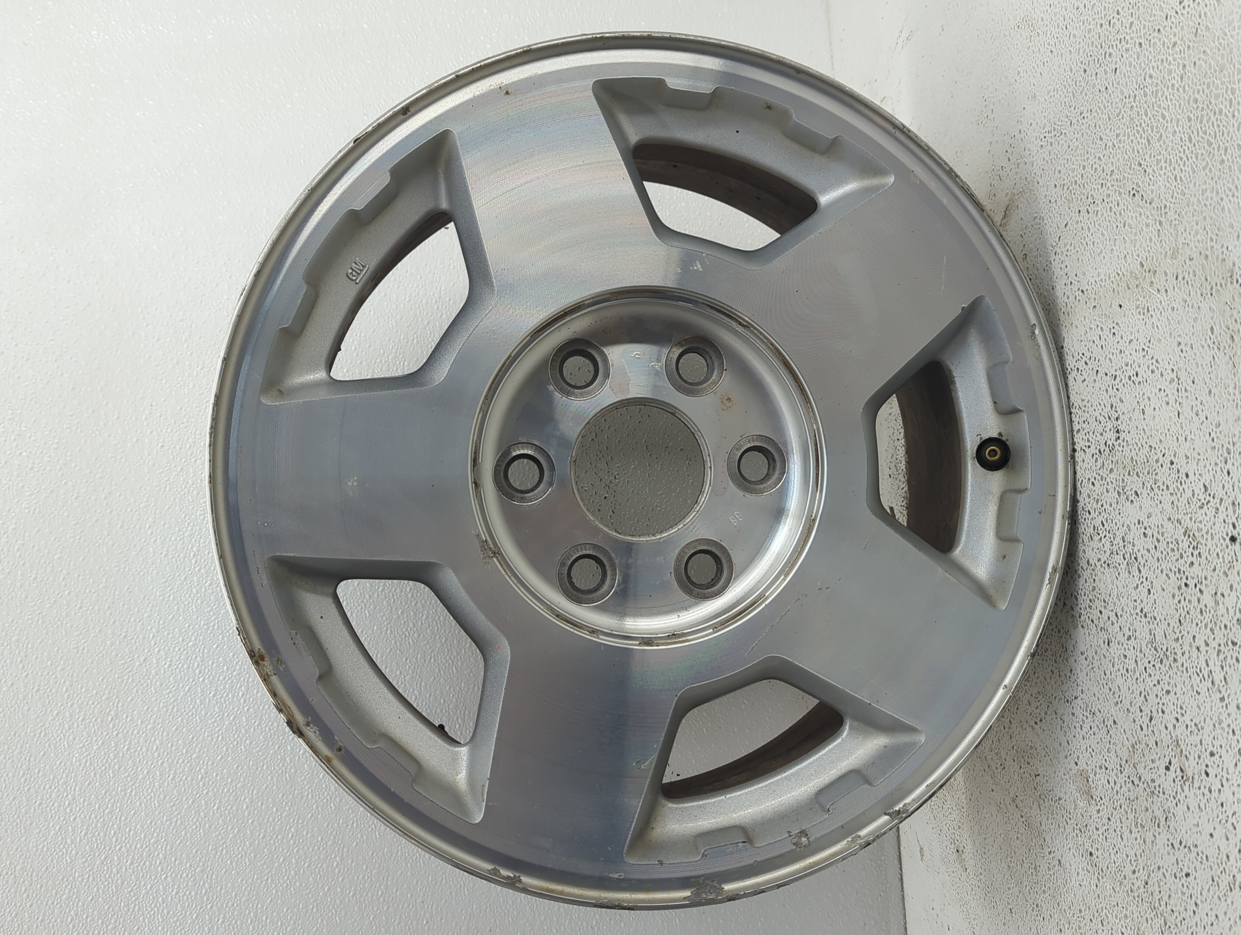 2004-2006 Chevrolet Suburban 1500 Wheel Rim Oem 911761 - Oemusedautoparts1.com