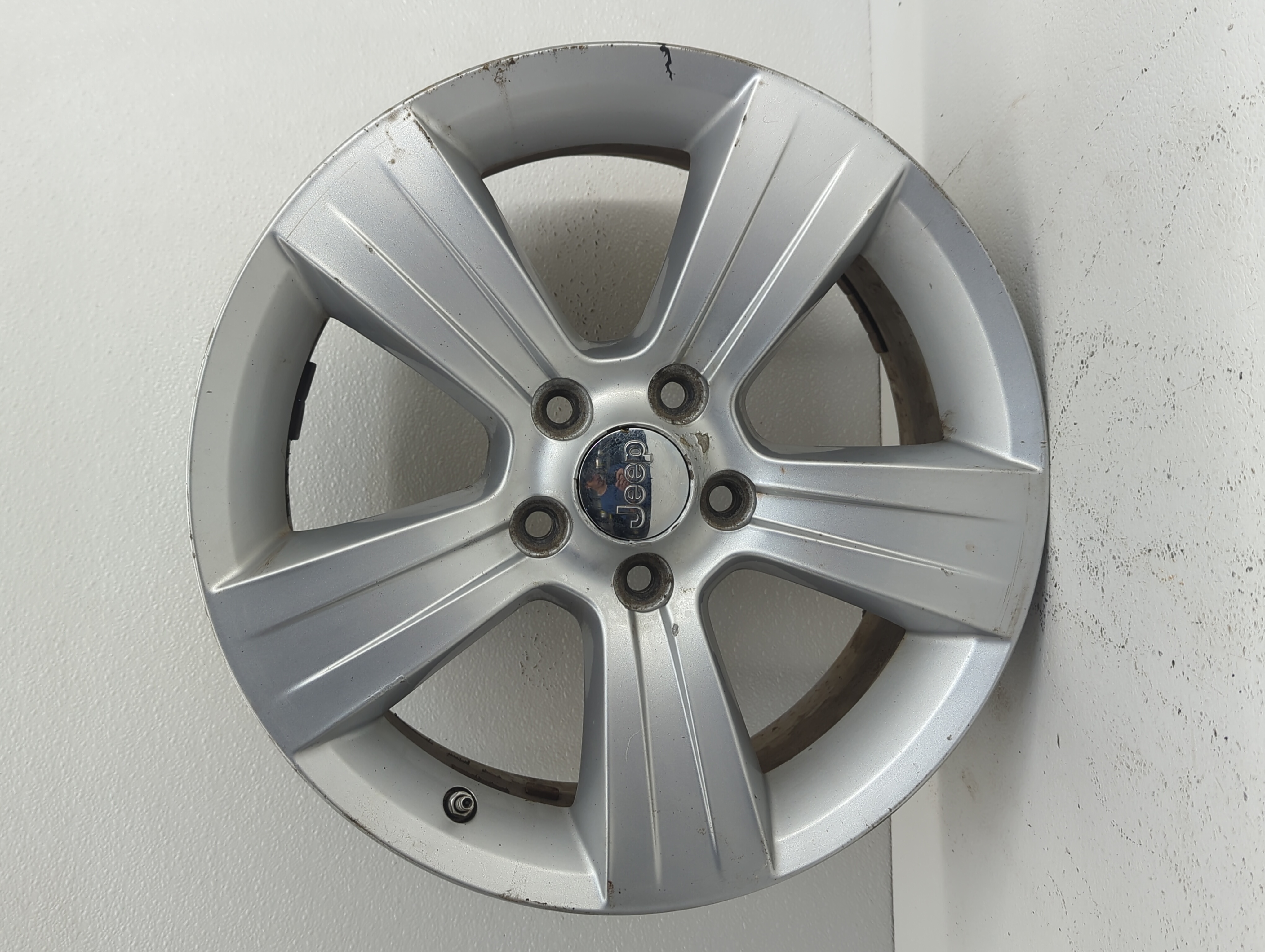 2011-2017 Jeep Compass Wheel Rim Oem Silver 911904 - Oemusedautoparts1.com