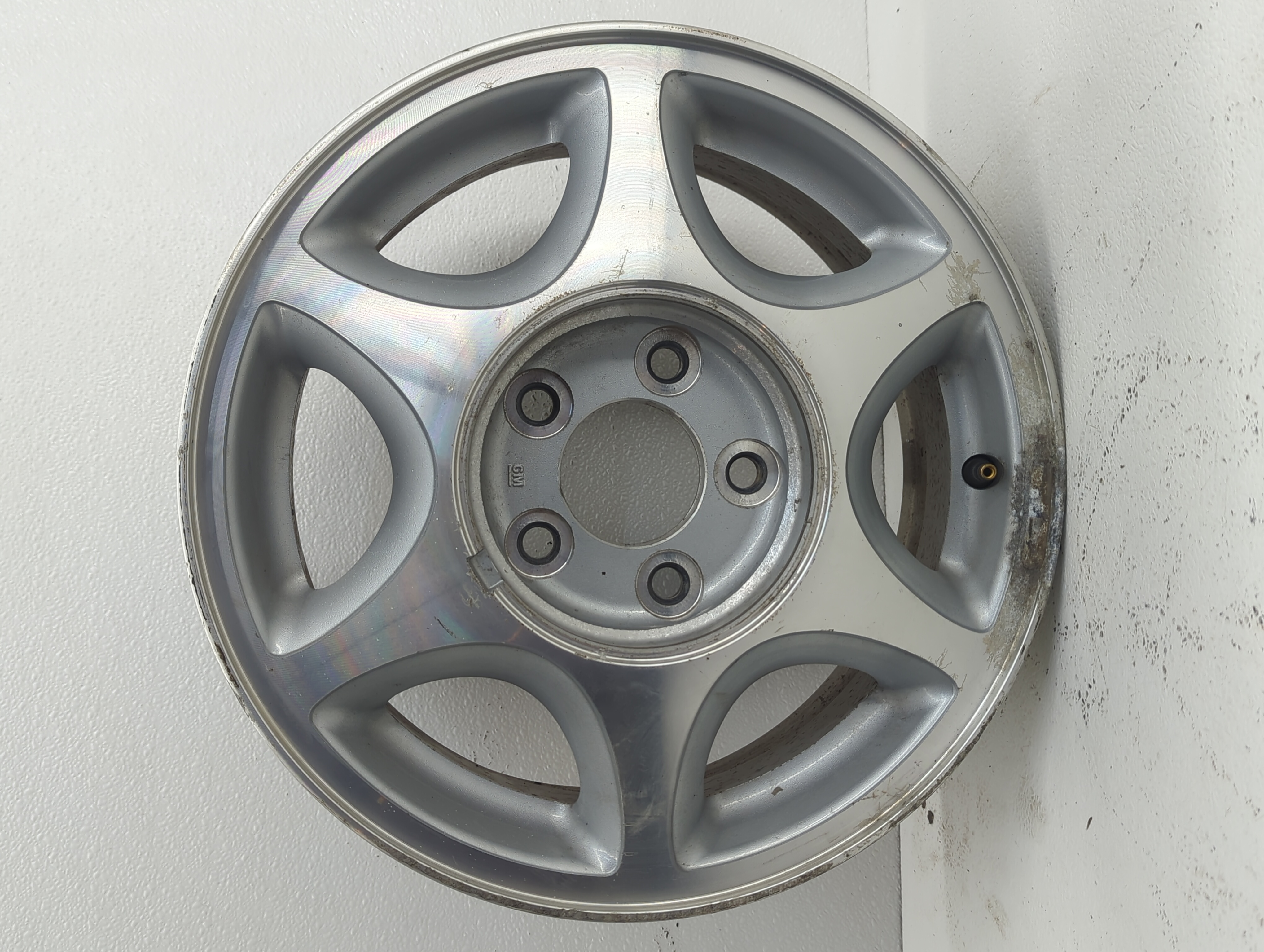 1997-1999 Oldsmobile Cutlass Wheel Rim Oem Silver 911909 - Oemusedautoparts1.com
