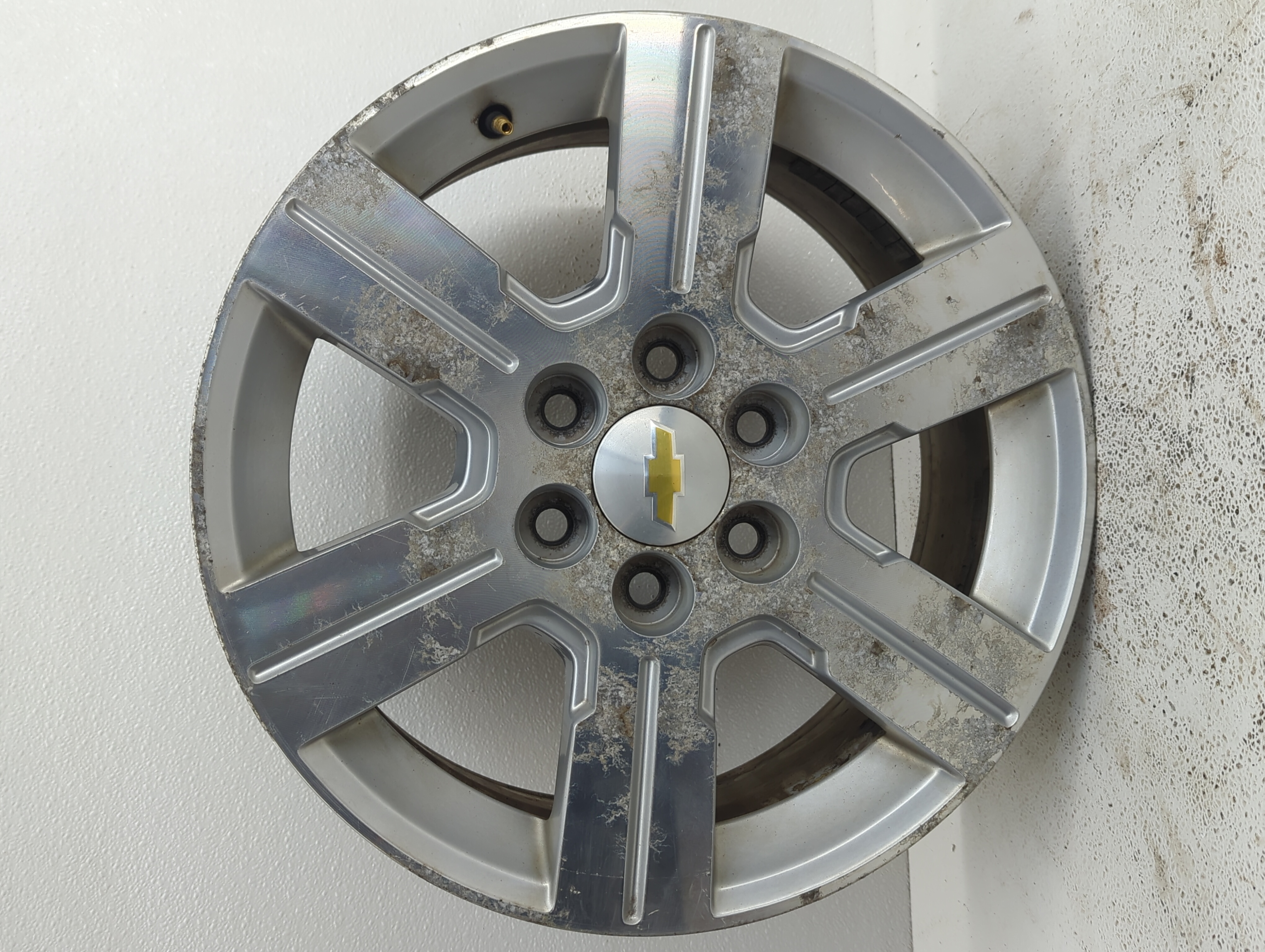 Picture of 2011 Chevrolet Traverse Wheel Rim Oem 920838