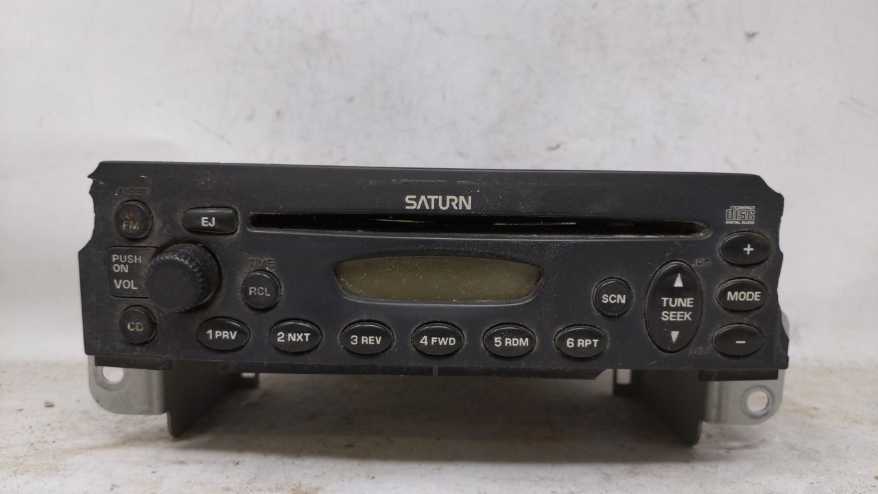 2004-2004 Saturn Vue Am Fm Cd Player Radio Receiver 92209 - Oemusedautoparts1.com