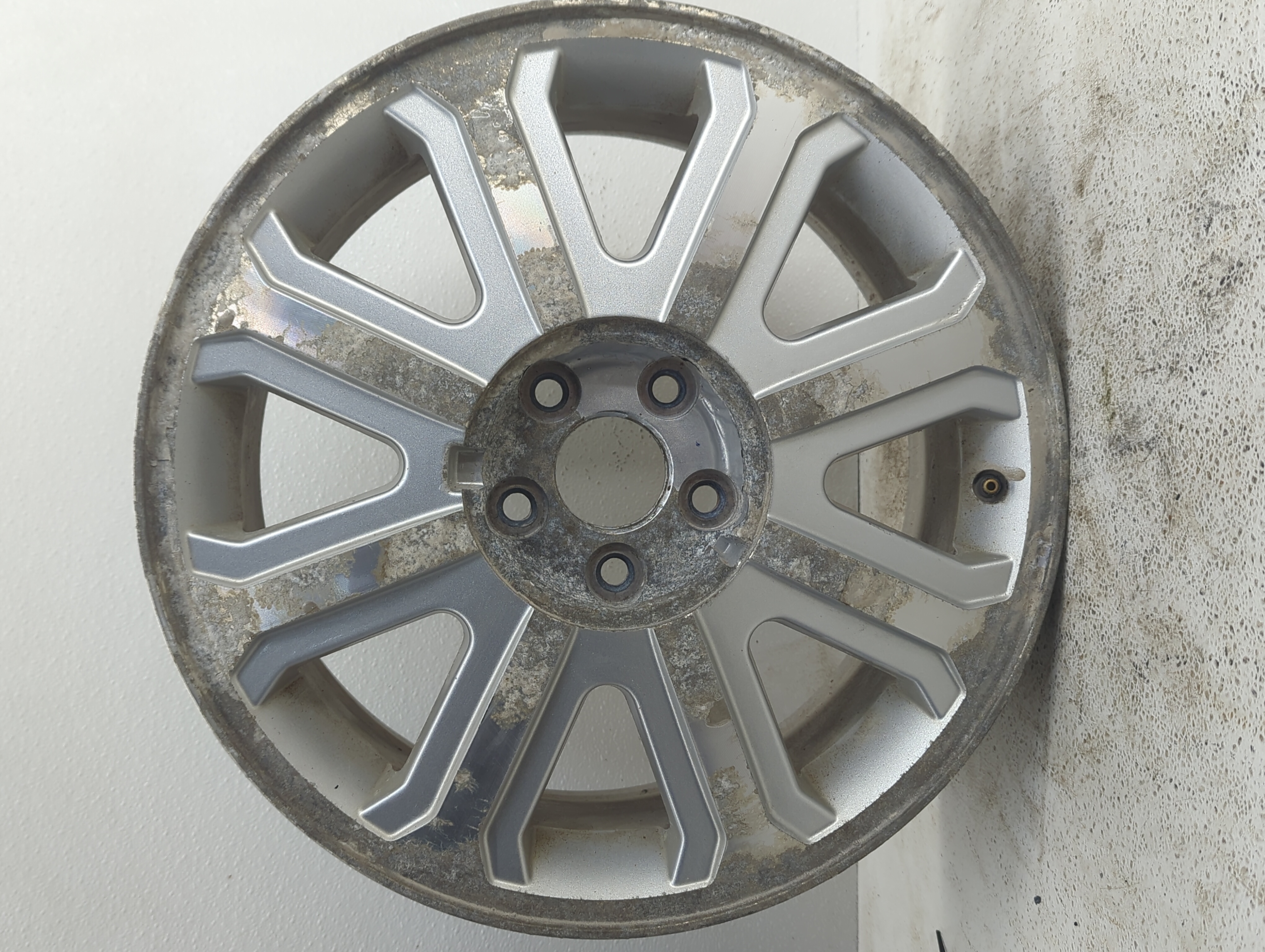 Picture of 2008-2009 Ford Taurus Oem Wheel Rim 922961