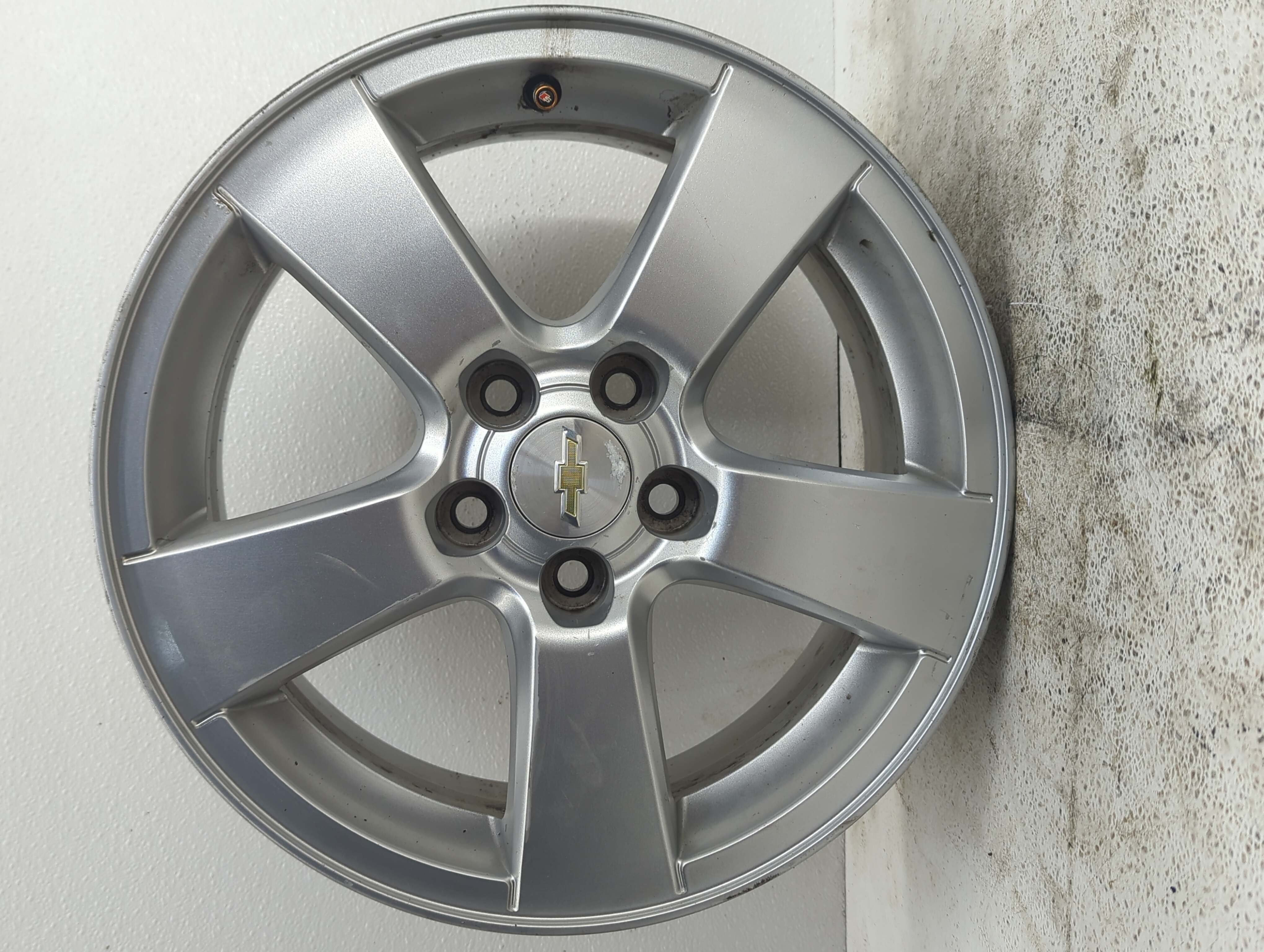 2014-2016 Chevrolet Cruze Wheel Rim Oem 924627 - Oemusedautoparts1.com