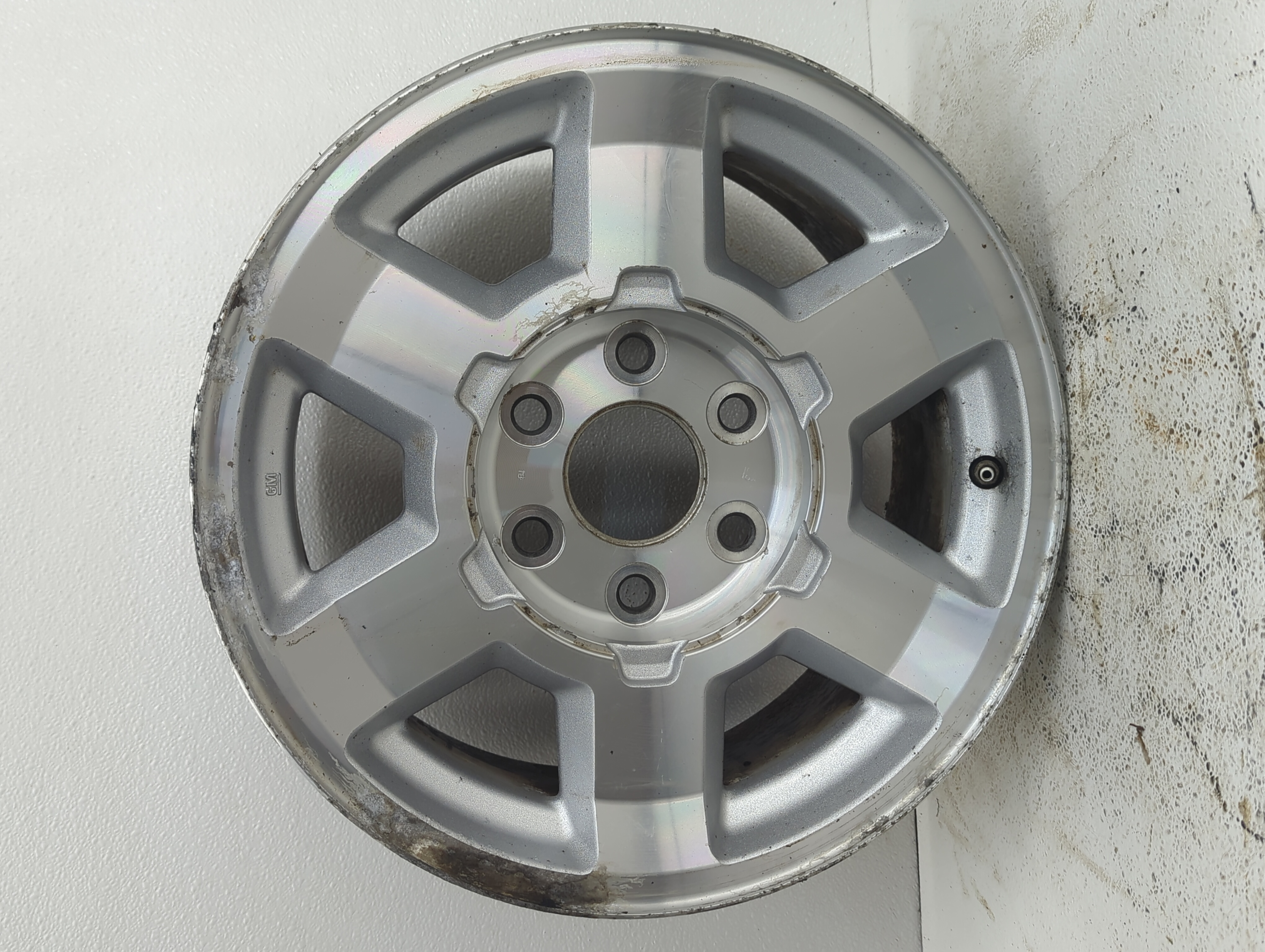 2004-2006 Gmc Yukon Wheel Rim Oem 927327 - Oemusedautoparts1.com