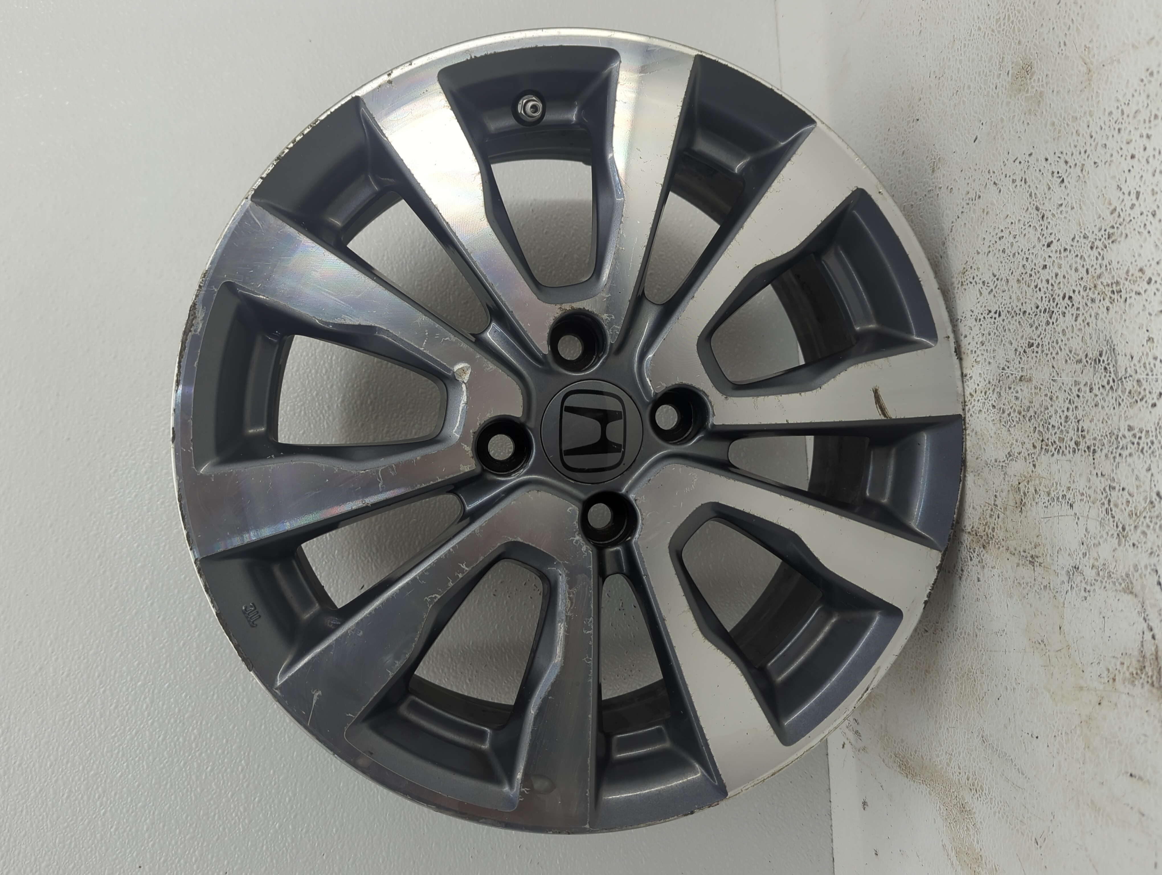 Picture of 2012-2014 Honda Fit Wheel Rim Oem 928243