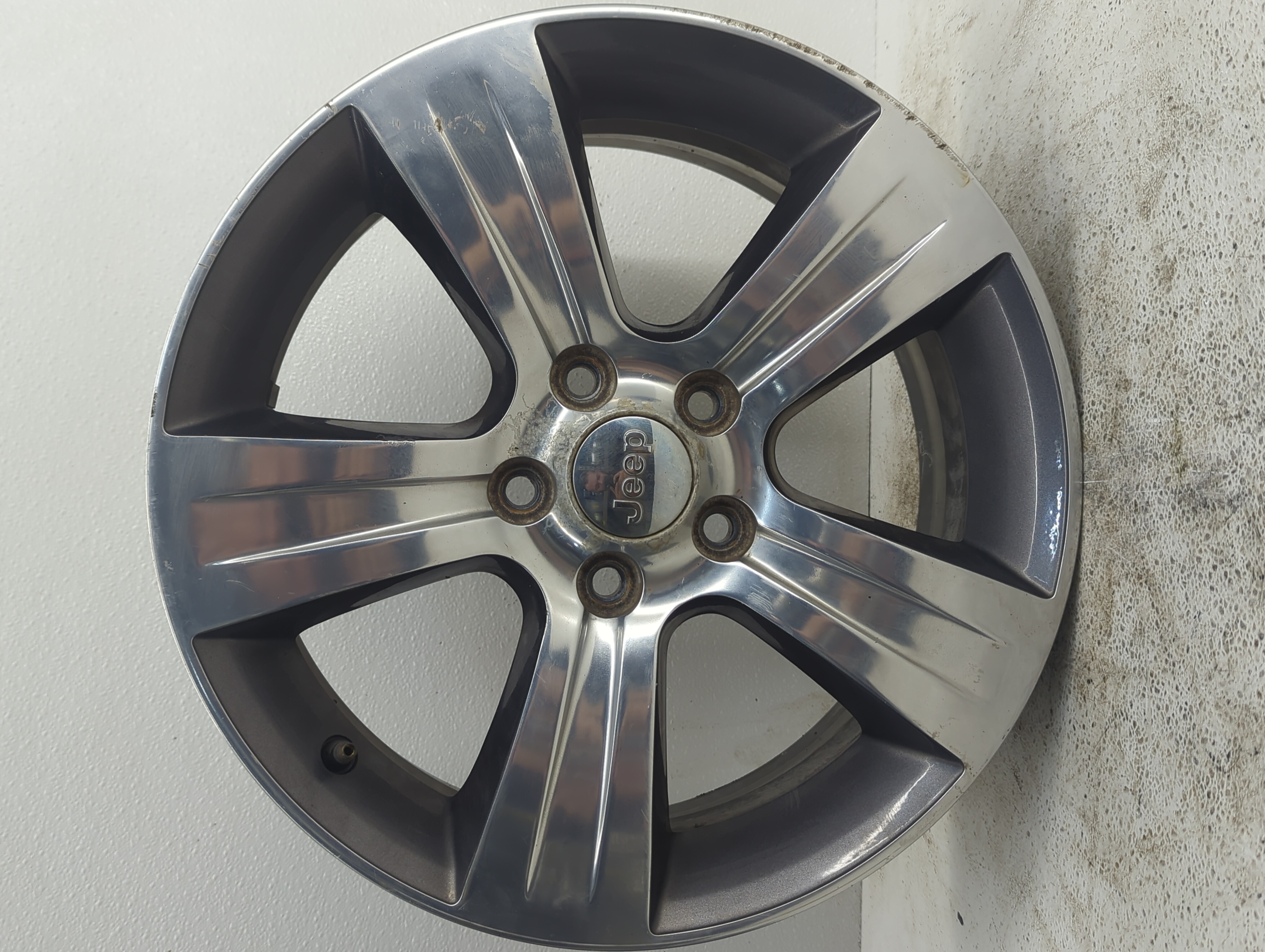 2017-2017 Jeep Patriot Wheel Rim Oem 928463 - Oemusedautoparts1.com