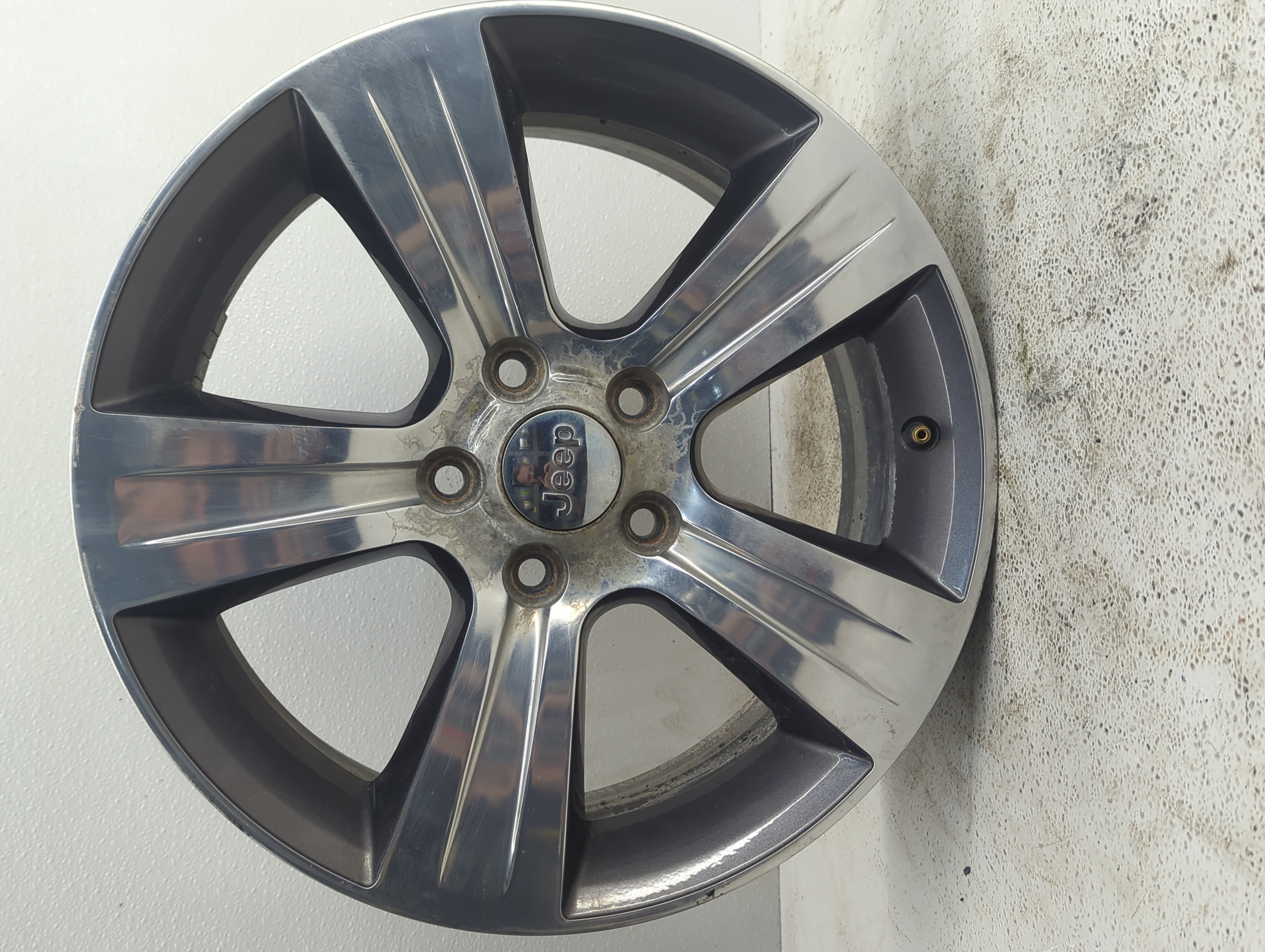 2017-2017 Jeep Patriot Wheel Rim Oem 928464 - Oemusedautoparts1.com