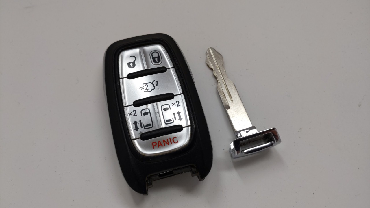 Chrysler Pacifica Keyless Entry Remote Fob M3n-97395900 A2c973995900 92847 - Oemusedautoparts1.com