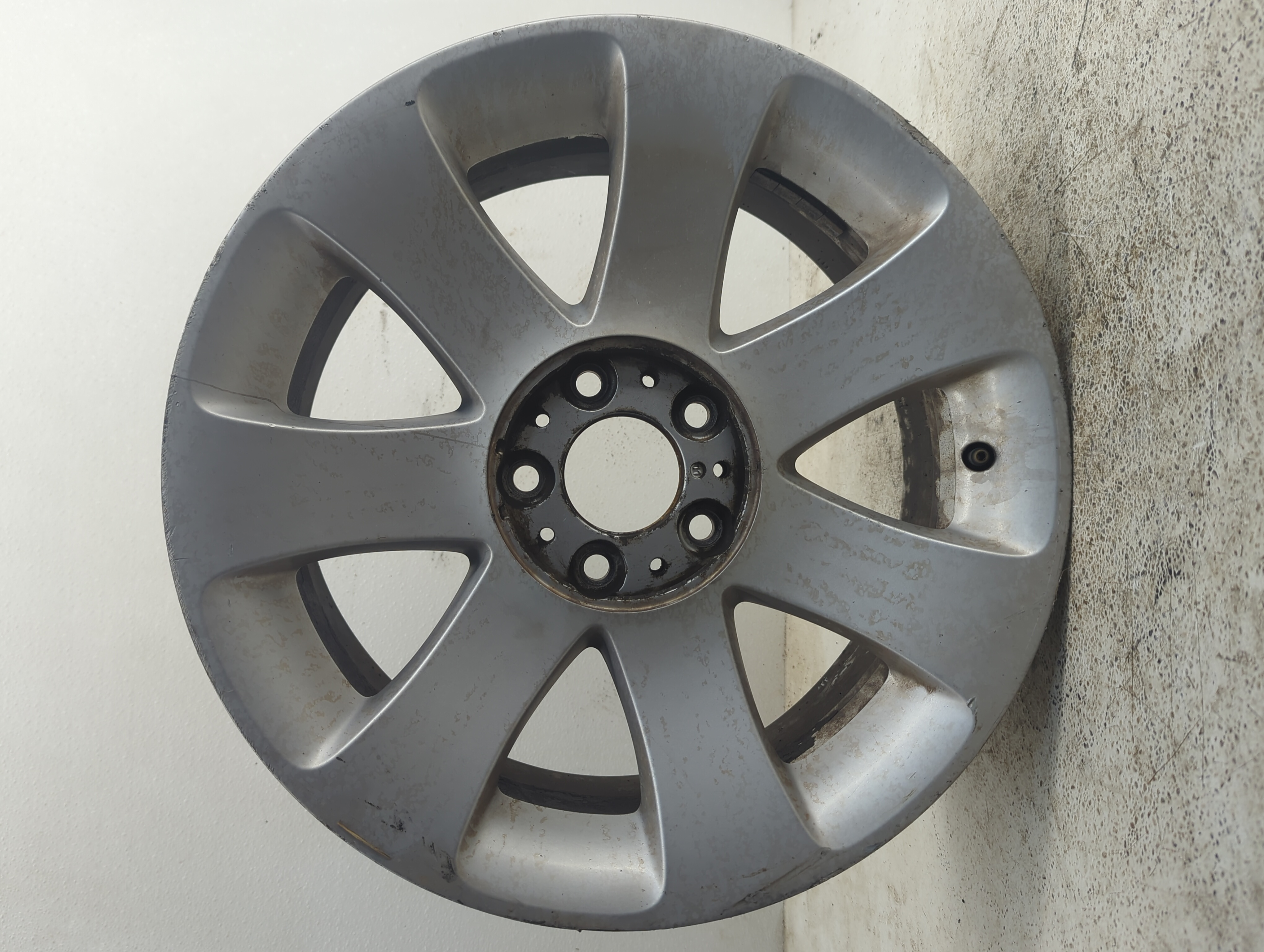 Bmw 750li Wheel Rim Oem 934047 - Oemusedautoparts1.com