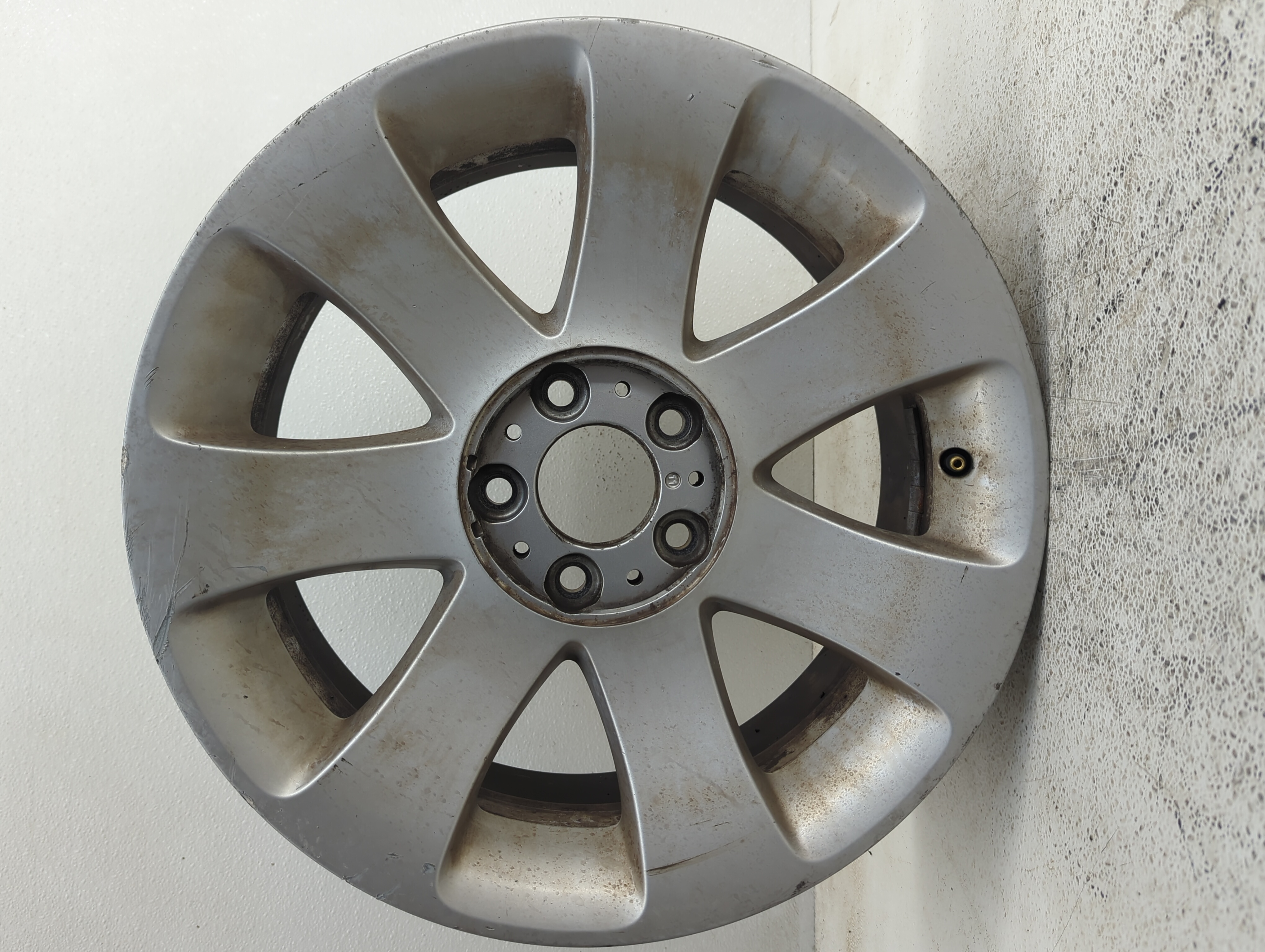 Bmw 750li Wheel Rim Oem 934053 - Oemusedautoparts1.com