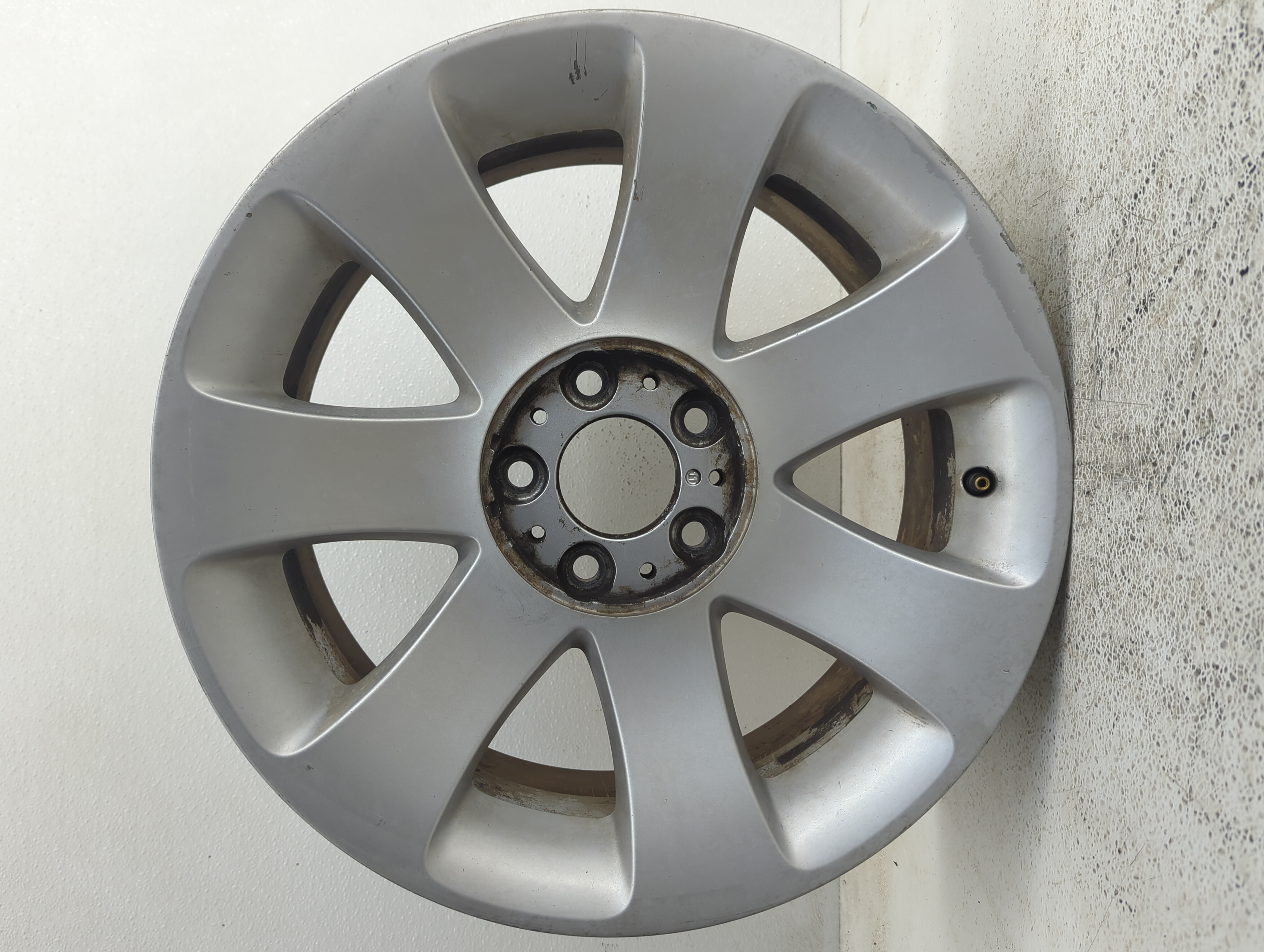 Bmw 750li Wheel Rim Oem 934055 - Oemusedautoparts1.com