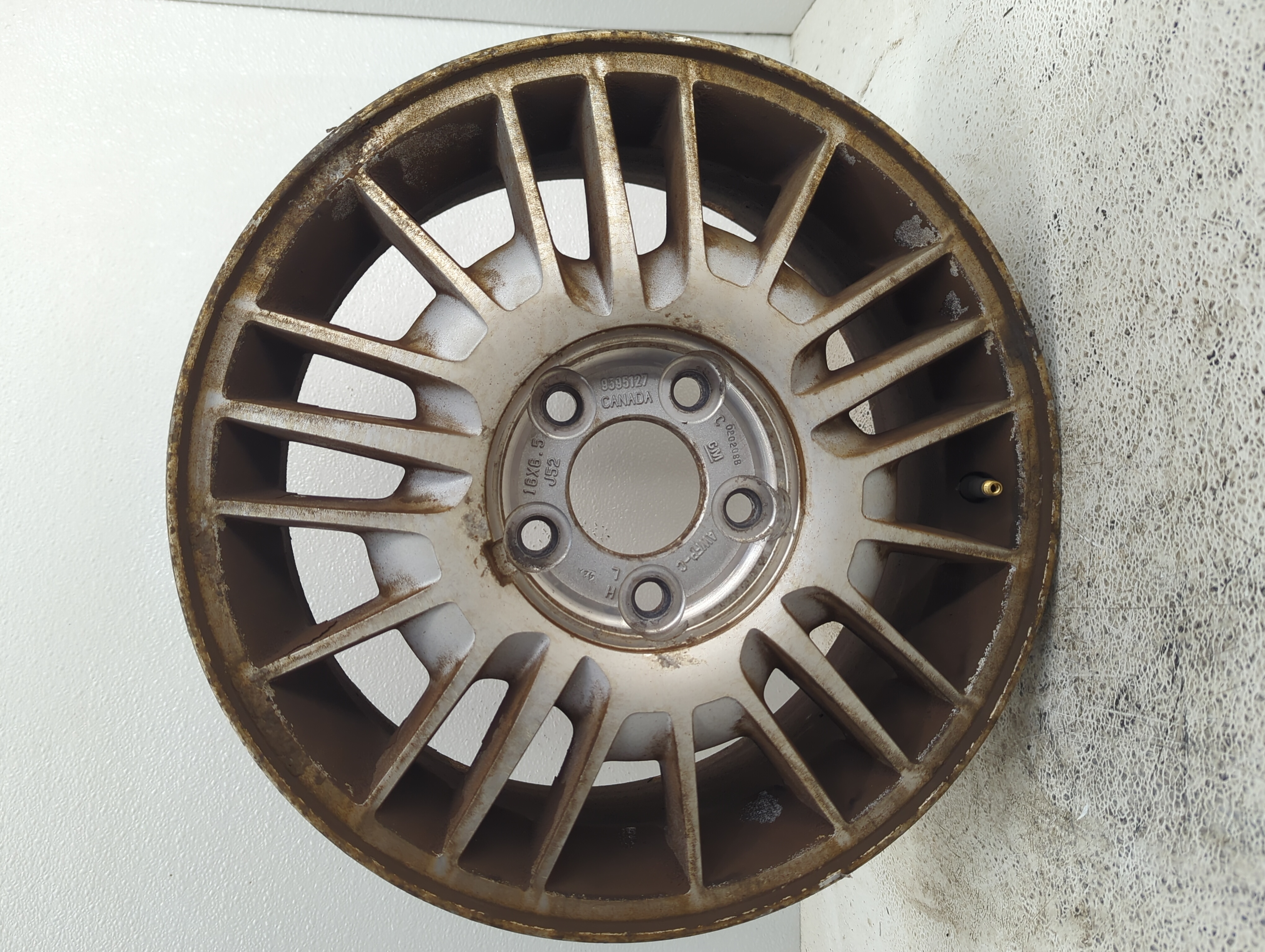 Picture of 2002-2002 Chevrolet Impala Wheel Rim Oem 938060