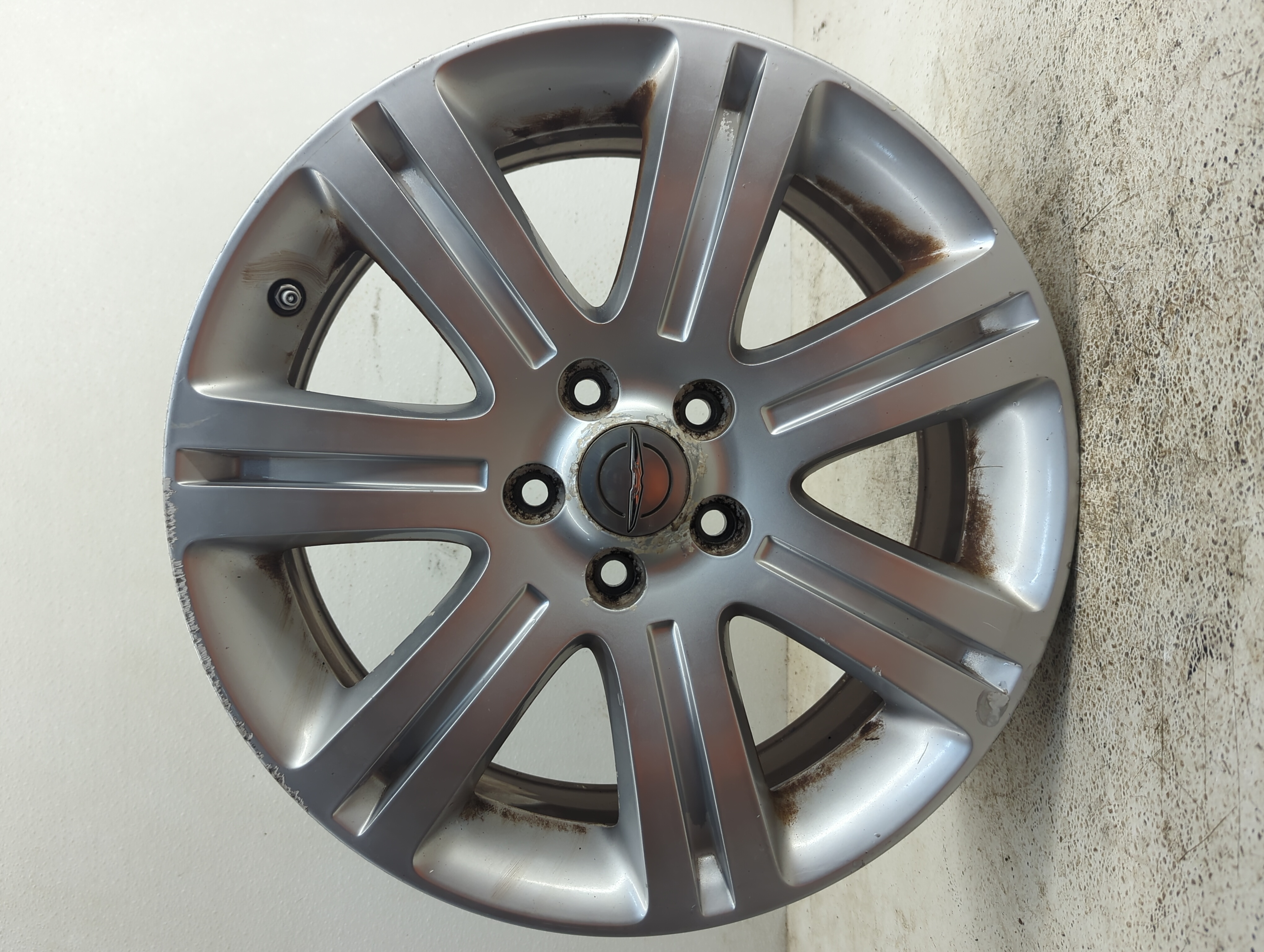 Picture of 2011-2014 Chrysler 200 Oem Wheel Rim 941556
